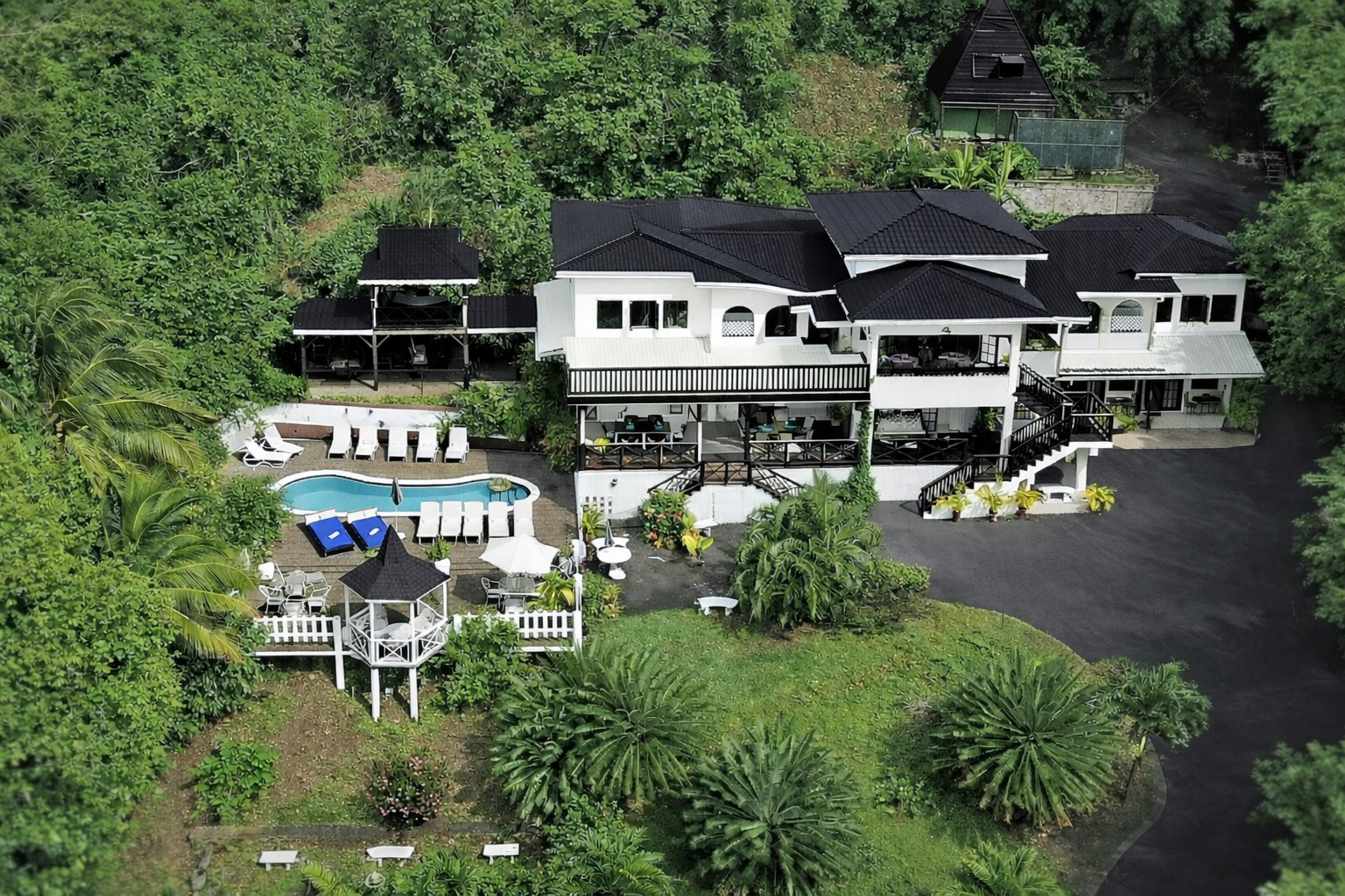 Tropical villa retreat with pool